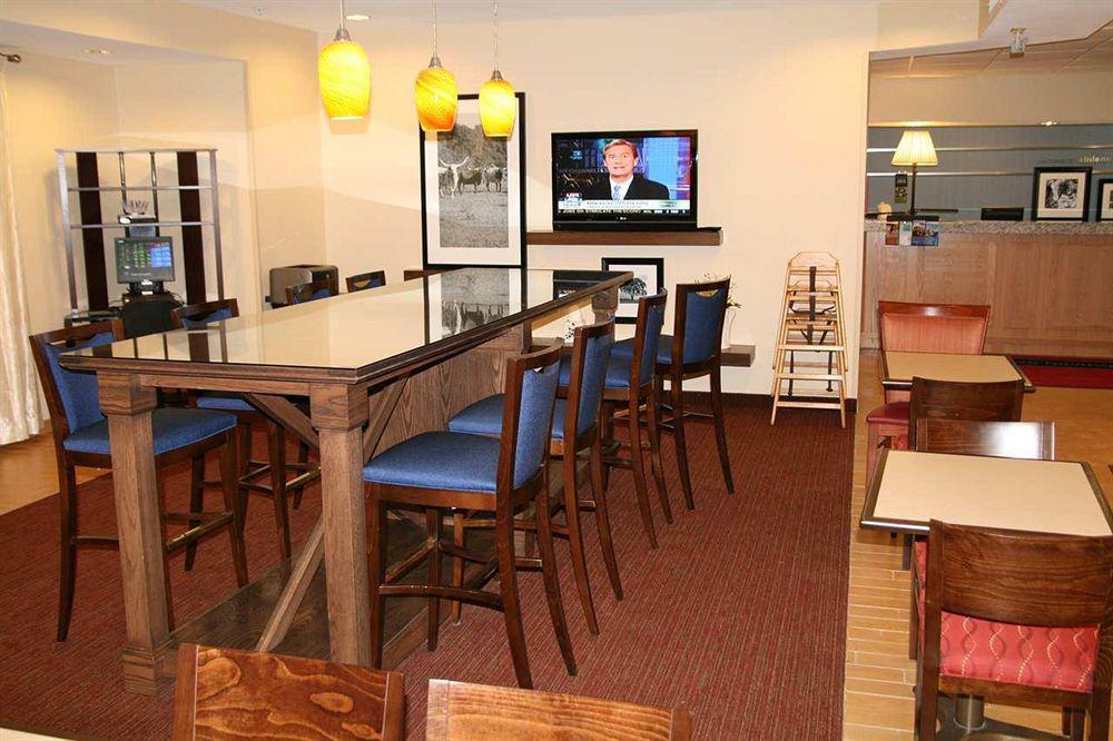 Hotel Hampton 3*