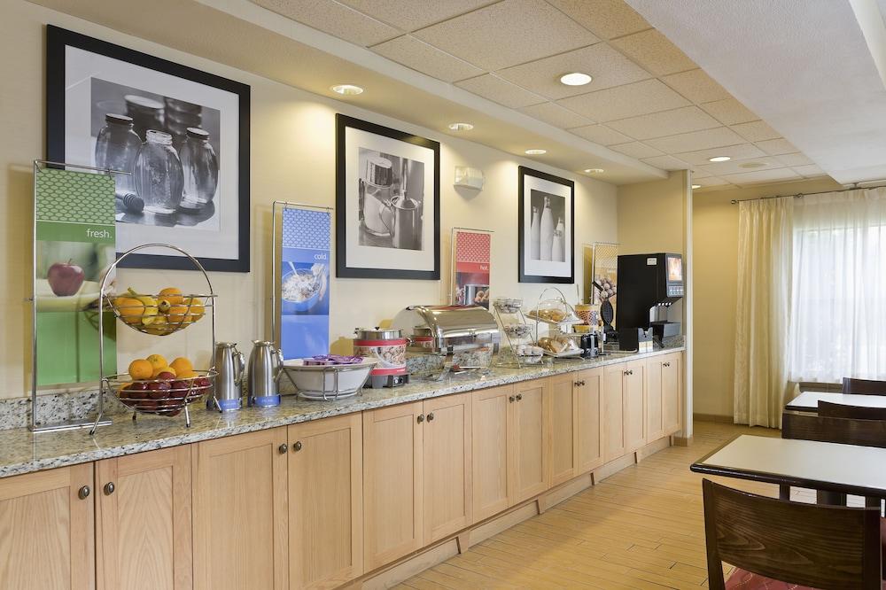 Hotel Hampton