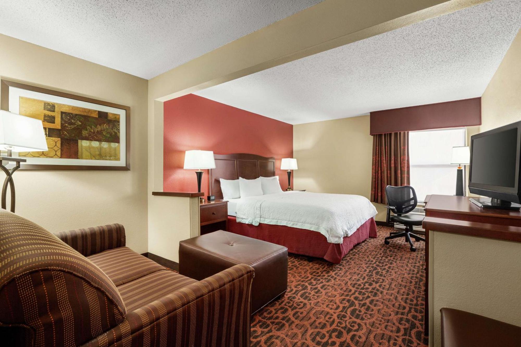 Hampton Hotel