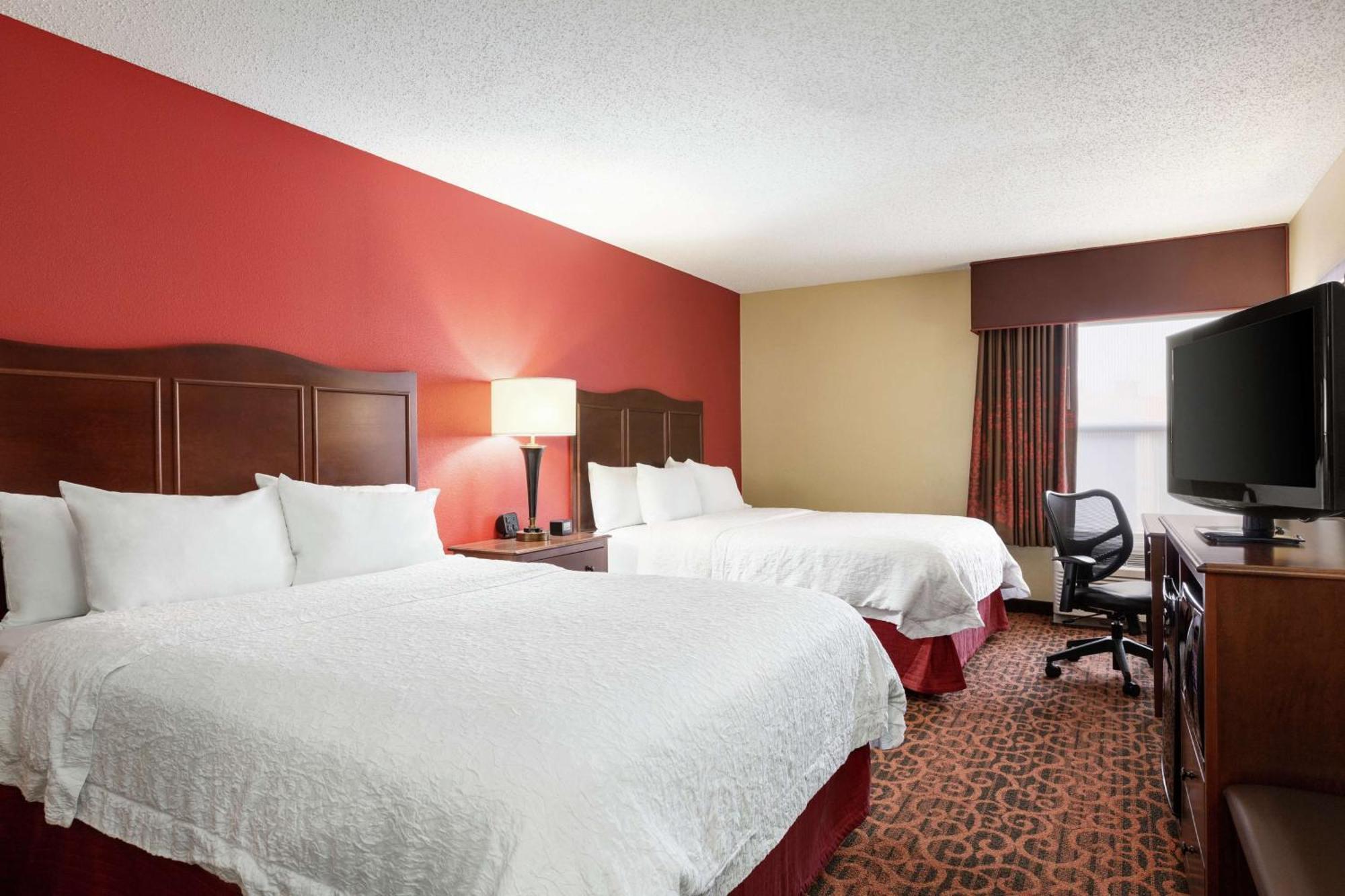 Hampton Hotel 3*