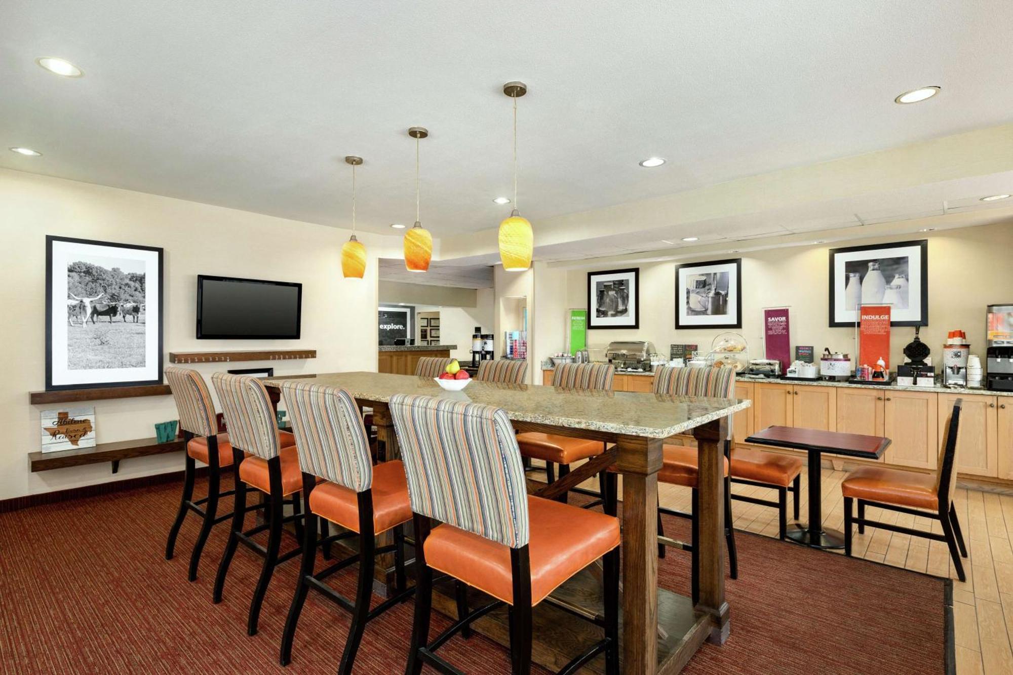 Hotel Hampton