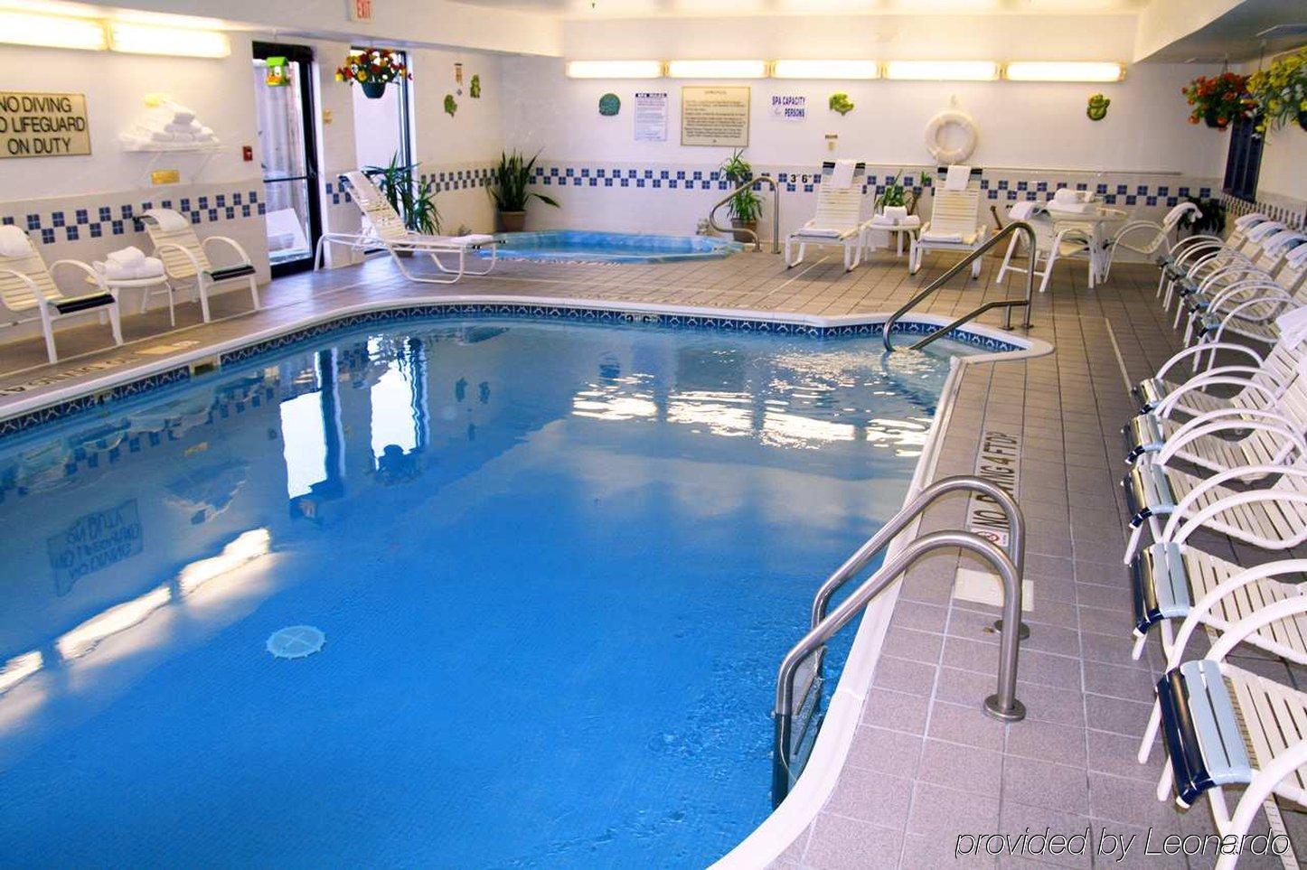 Hotel Hampton 3*