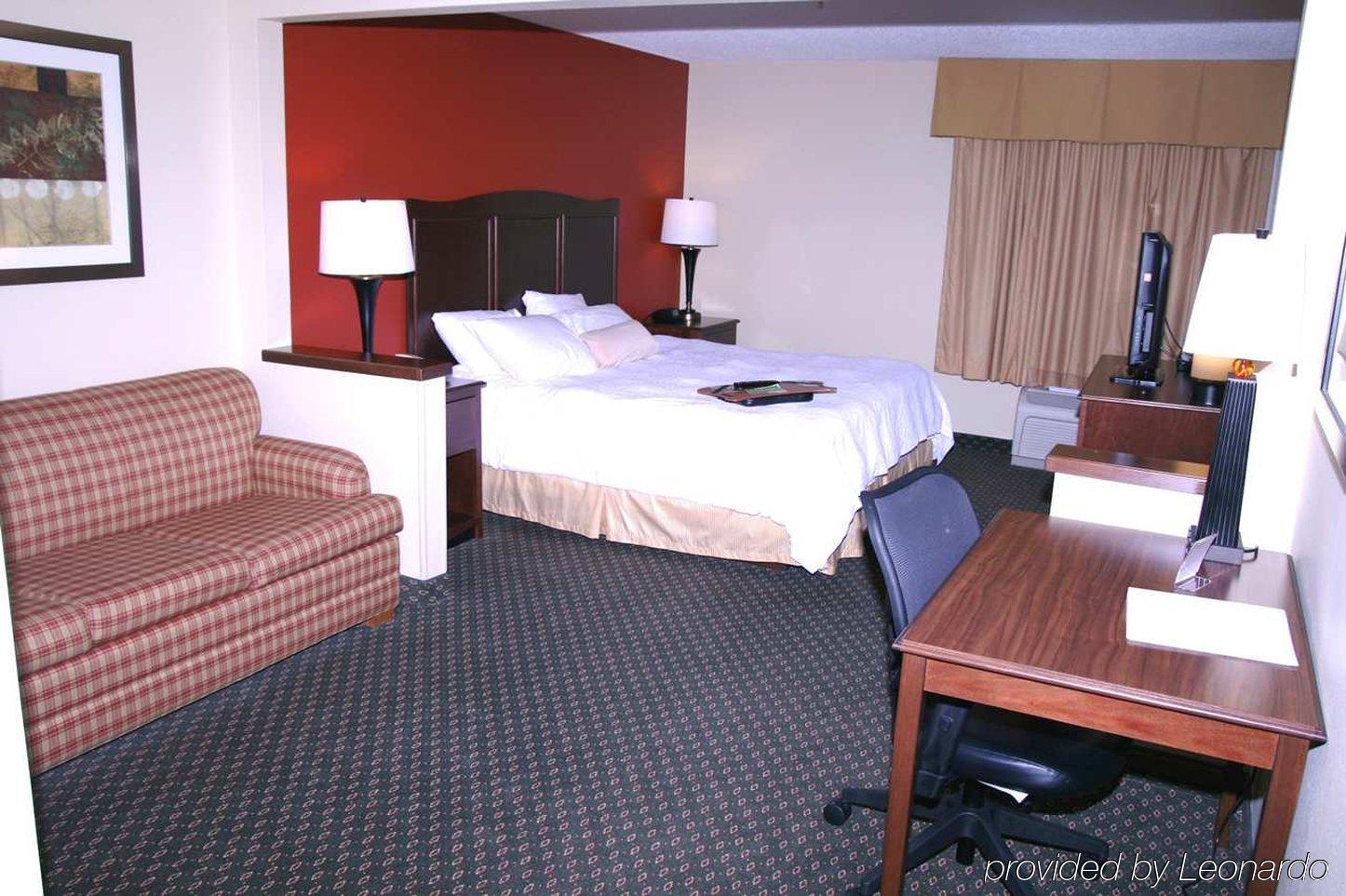 Hampton Hotel